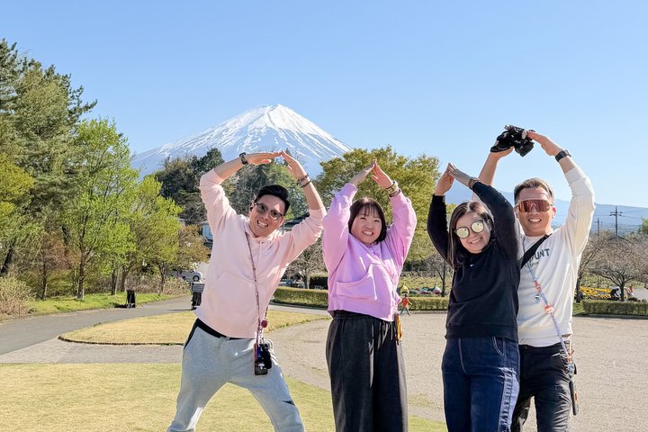 2 Hour Guided Mt Fuji Scenic Trike Tour in Lake Kawaguchiko