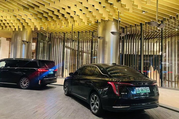 Chongqing Private Transfer Airport Train Station Hotel Luxury Car