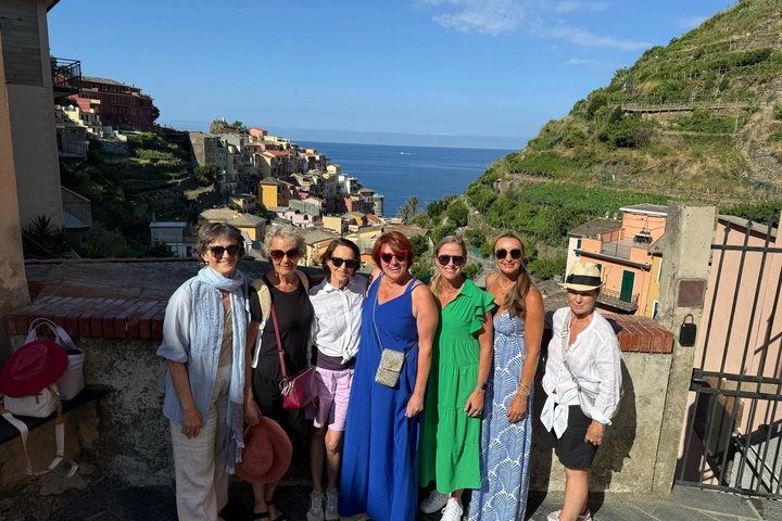 Cinque Terre Small Group or Private Day Tour from Florence