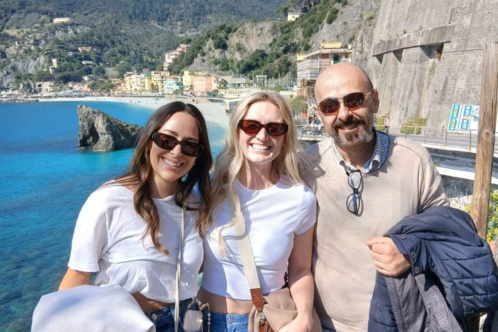 Cinque Terre Small Group or Private Day Tour from Florence