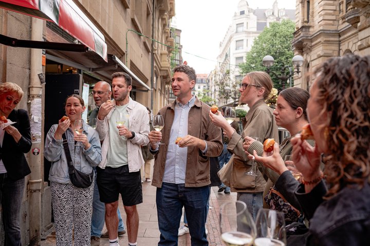 The Authentic Bilbao Pintxos, Food & Wine Tour with a Local