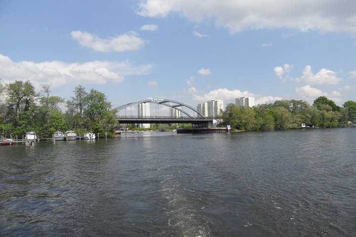 Potsdam Wannsee explore boat 1 to 8 persons License free