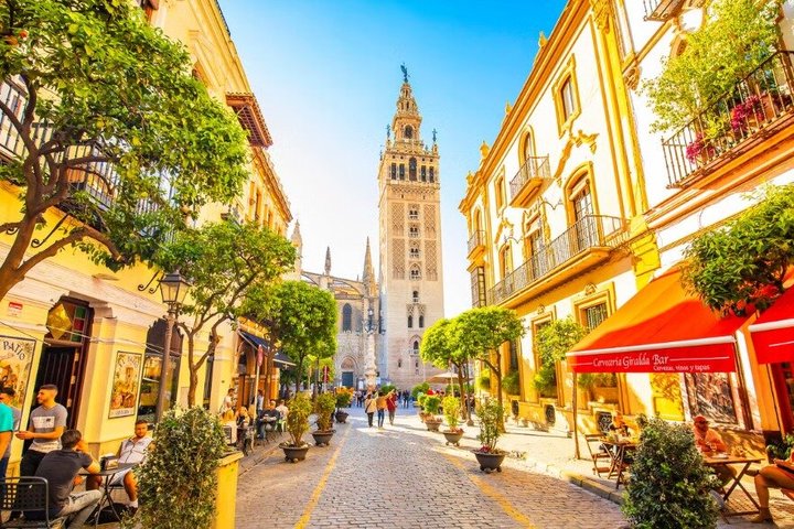 Deluxe Seville Excursion from Cadiz for Cruise Passengers
