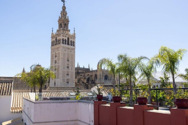 Cruise-Friendly Seville Tour with Leisure Time from Cadiz Port