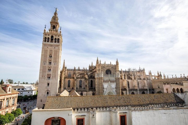 Deluxe Seville Excursion from Cadiz for Cruise Passengers
