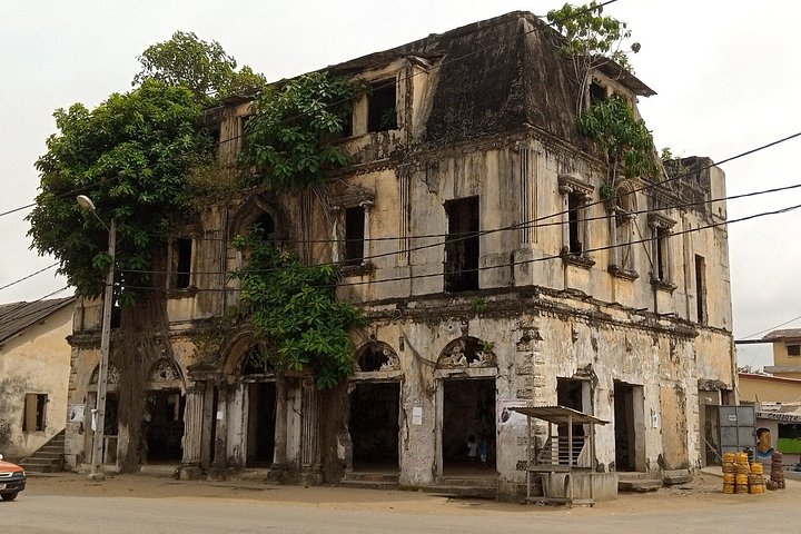 From Modern Abidjan to Historic Grand Bassam Tour
