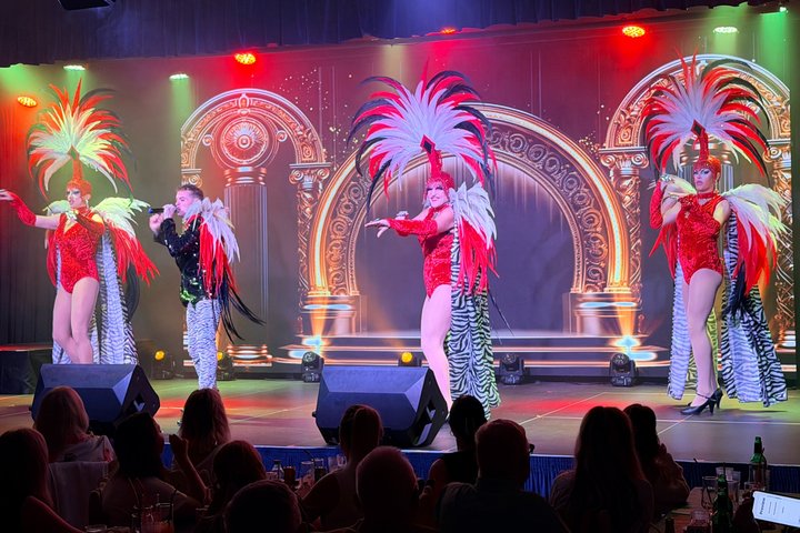 Stardust Variety Dinner Show