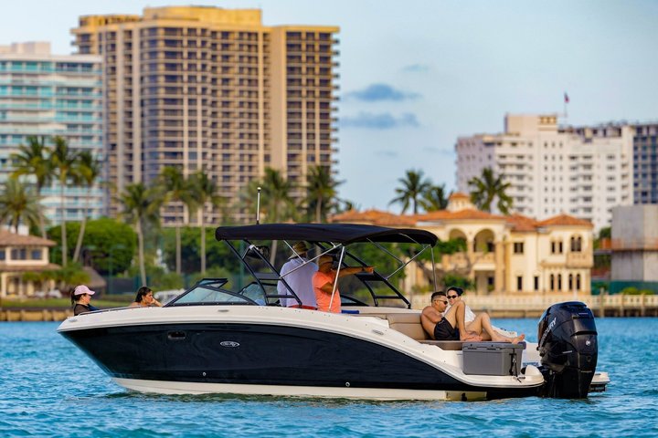 Private Miami Boat Charter: Sightseeing, Sunset & Sandbar