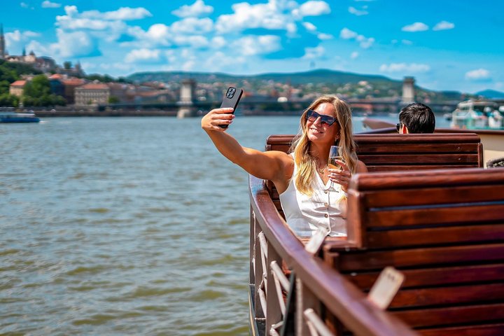 Budapest Paddle Steamer Danube Cruise with Tokaj & Audio Guide