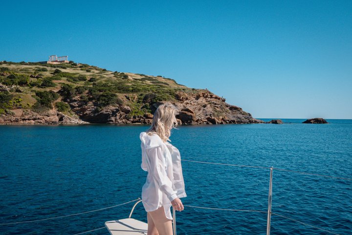 Premium Santorini Daytime Catamaran Cruise with BBQ & Open Bar