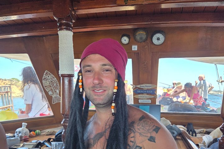 "Dreamy cruise"Daily Cruise from Argostoli harbour with a traditional Greek boat