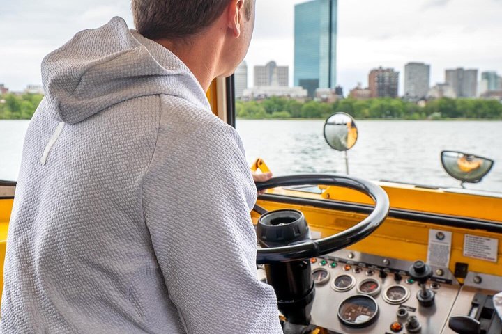 Boston Duck Boat Sightseeing City Tour with Cruise