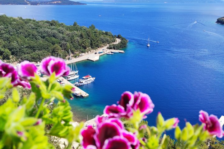 Island Hopping with Beach BBQ