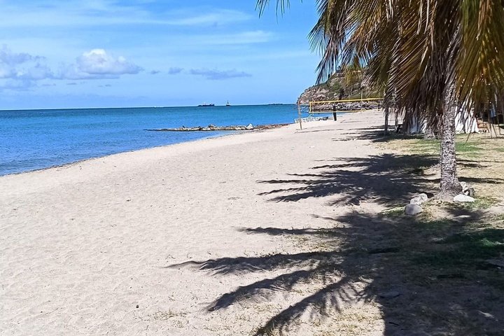 St. Kitts Scenic Island Tour with Beach Option