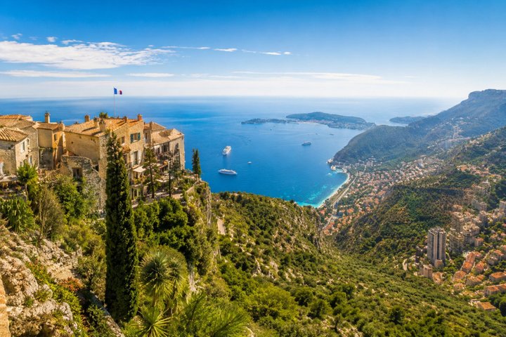 Nice, Eze & Monaco: private tour by luxury electric car!