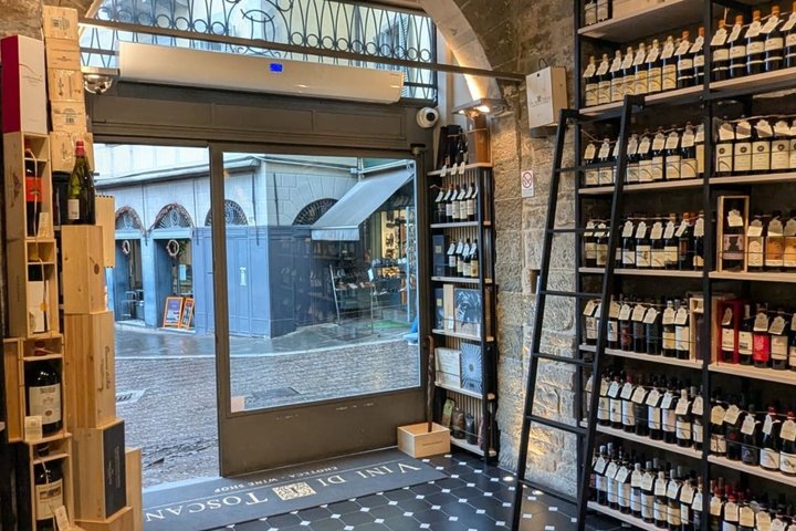 Wine Tasting with Cured Meats and Cheeses in Bergamo