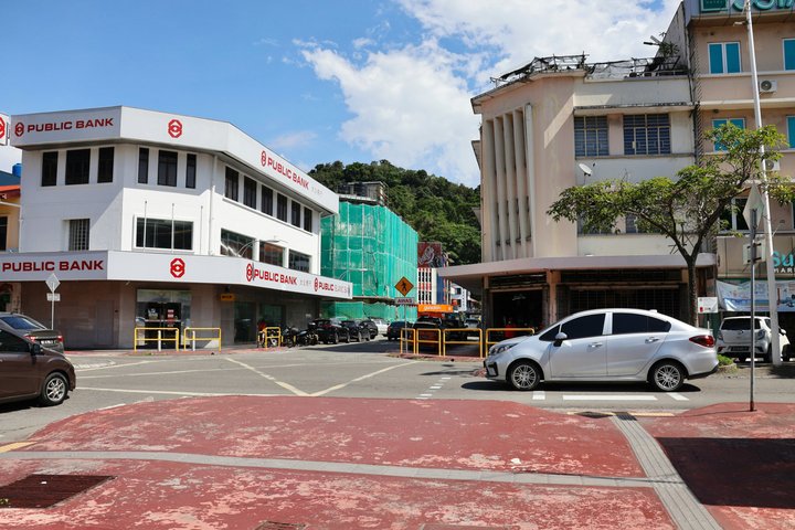 Private 1 Way Transfer from Semporna to Sandakan