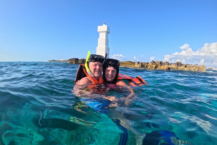Isla Mujeres : Snorkeling in 3 spots MUSA, Manchones and Farito!