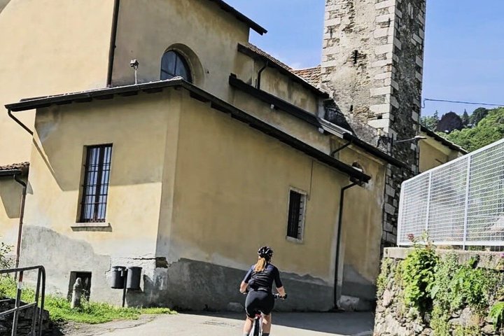 Ebike Tour Stresa with fantastic views and local aperitif
