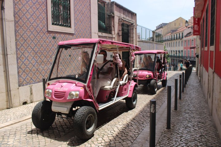 Old Lisbon : Private Guided Tour by Electric Quad & Tuk Tuk
