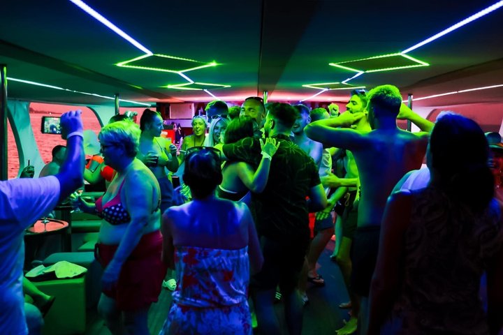 The Original 80/90's & DJ Sunset Cruise - ADULTS 16+