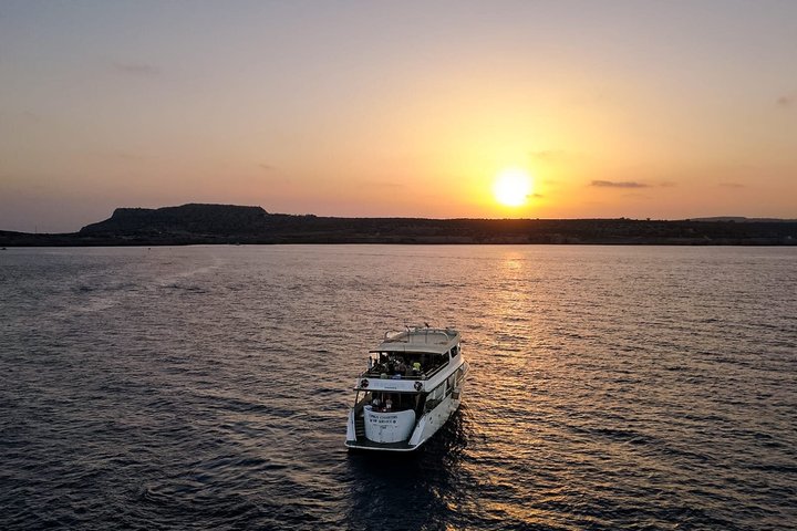 The Original 80/90's & DJ Sunset Cruise - ADULTS 16+