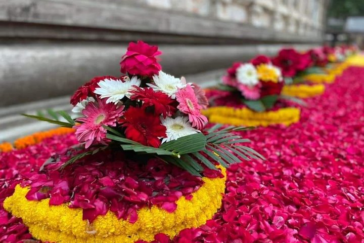 Full-Day Private Guided Bodhgaya Tour with Pick Up