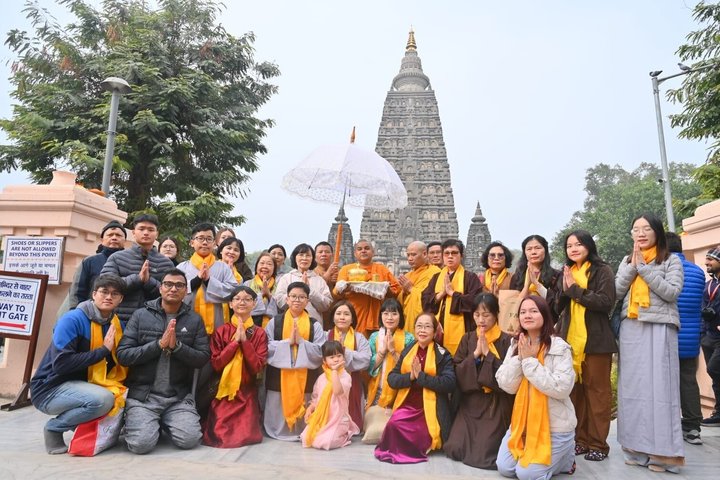Full-Day Private Guided Bodhgaya Tour with Pick Up