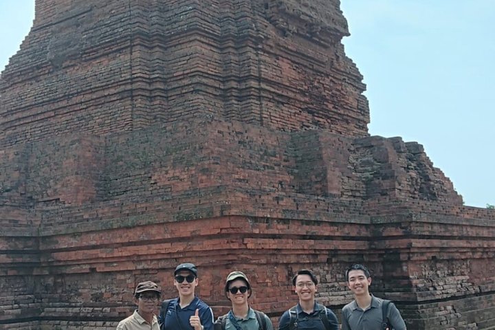 Trowulan Tour Ruin of Majapahit Kingdom from Surabaya