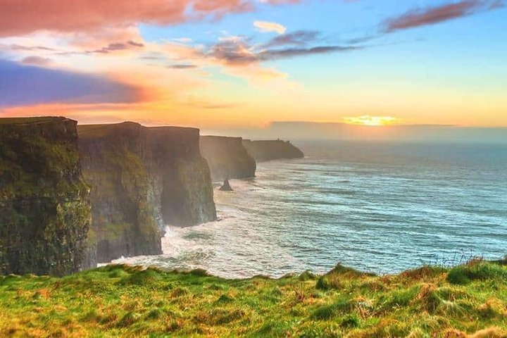 Cliffs of Moher and West of Ireland Scenic Tour