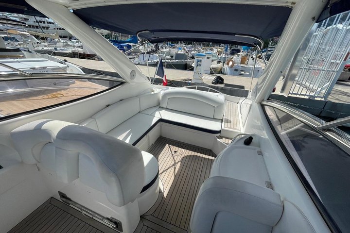 Private boat rental between Nice and Monaco