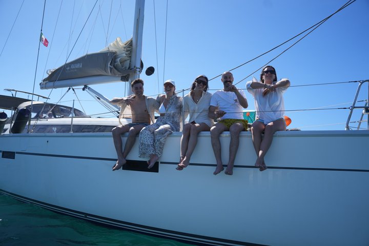 Daily Sailing Trip Around Elba Island