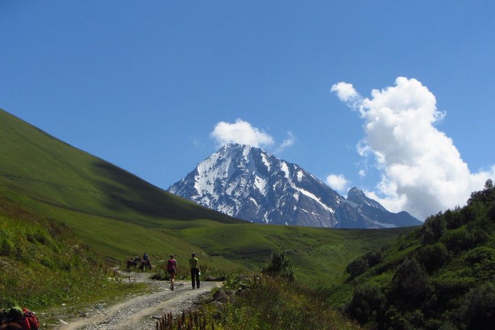 Private Day Tour from Kutaisi to Svaneti Zagar Pass and Ushguli