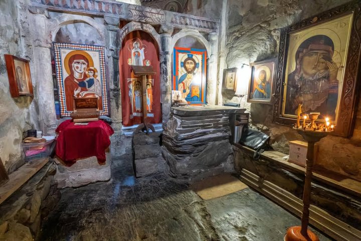 Private Day Tour from Kutaisi to Svaneti Zagar Pass and Ushguli