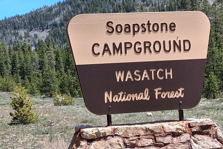 Mirror Lake & Uinta Mountains Half-Day Tour from Park City