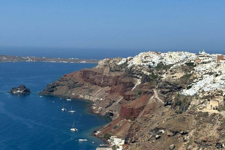Santorini Half-Day Private Tour: Oia, Imerovigli, and Red Beach