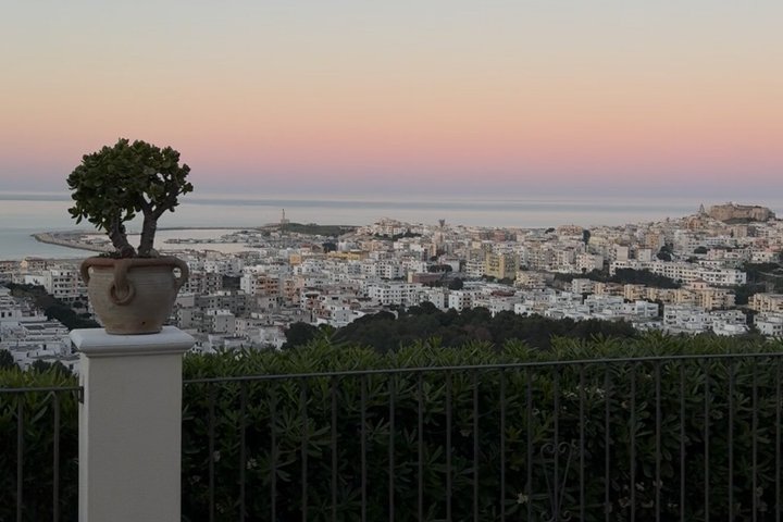Panoramic aperitif with 360° view of Vieste
