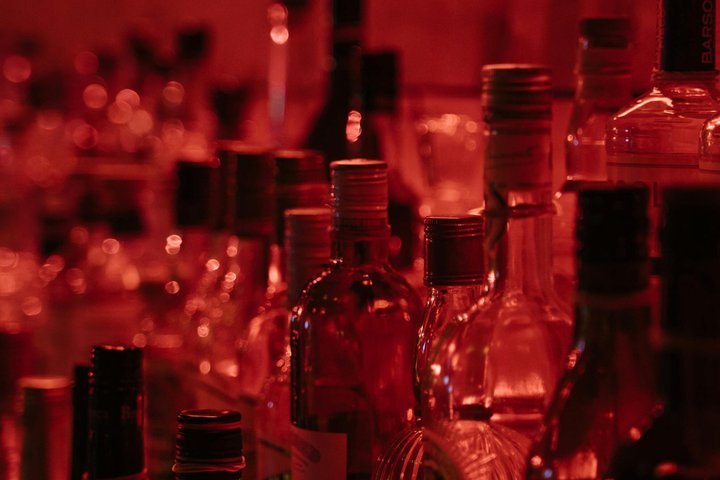 Mystic Pub Crawl Drinks Pizza and Nightlife Adventure