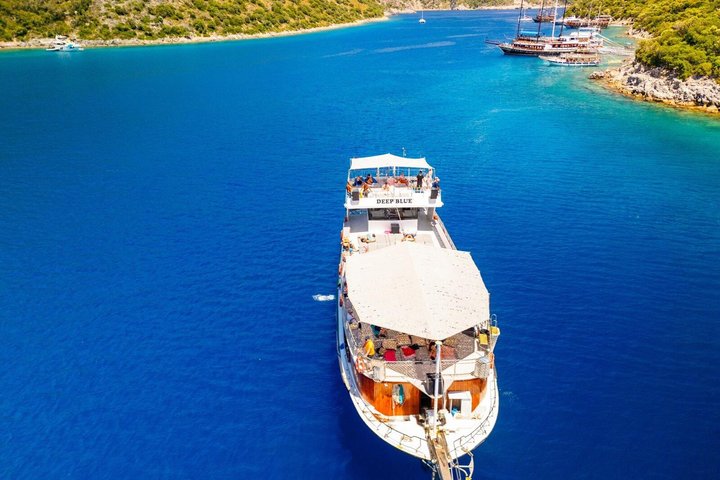 Oludeniz Full Day Boat Cruise with Lunch and Butterfly Valley