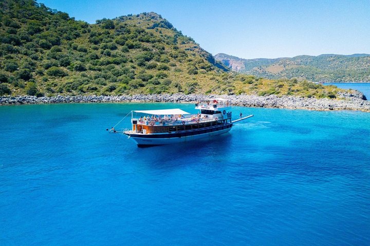 Oludeniz Full Day Boat Cruise with Lunch and Butterfly Valley