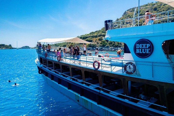 Oludeniz Full Day Boat Cruise with Lunch and Butterfly Valley