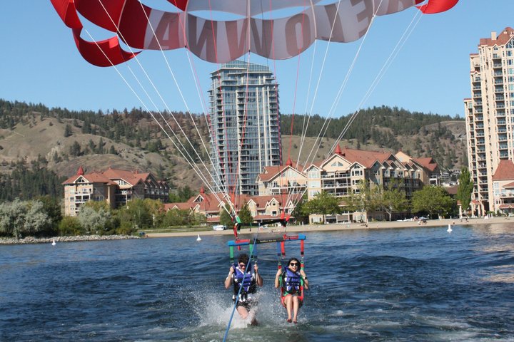 Kelowna Group Parasailing Tour and Boat Ride
