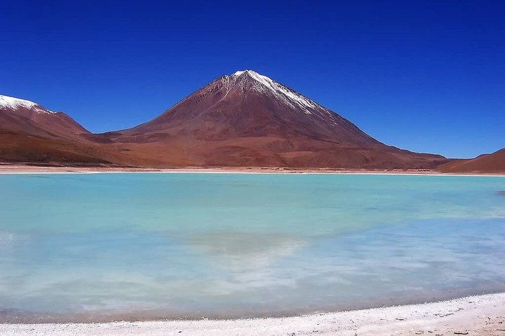 Uyuni Salt Flats 3-day tour, ending in San Pedro de Atacama