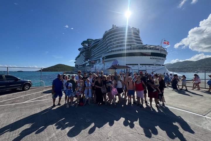 St Thomas Luxury 6 Hour Private Sightseeing Cruise Port or Hotel