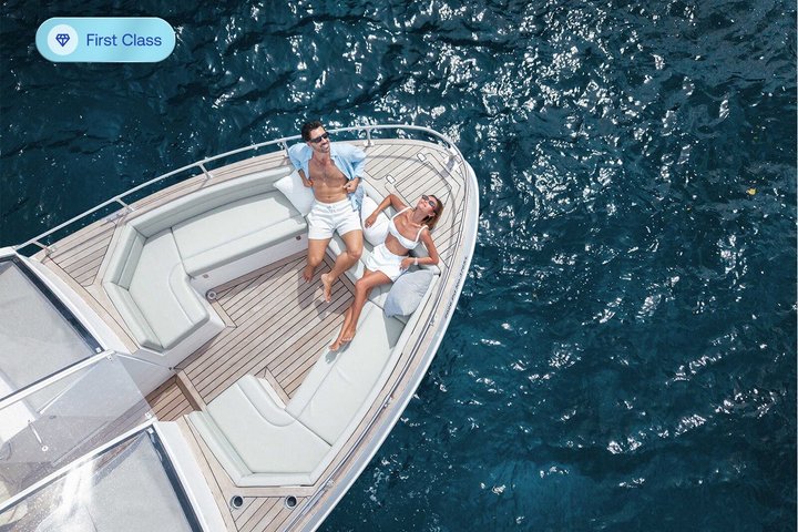Nusa Penida Premium Day from Bali: Manta Rays, Yacht & Land Tour