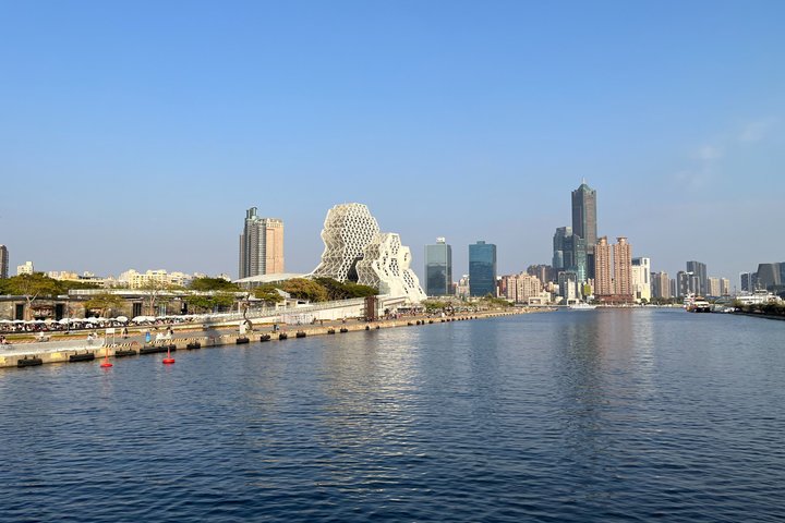 Private Custom Kaohsiung Day Tour