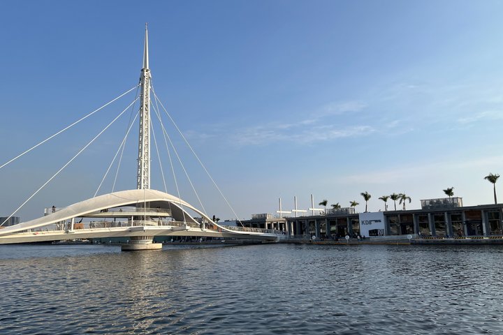 Private Custom Kaohsiung Day Tour