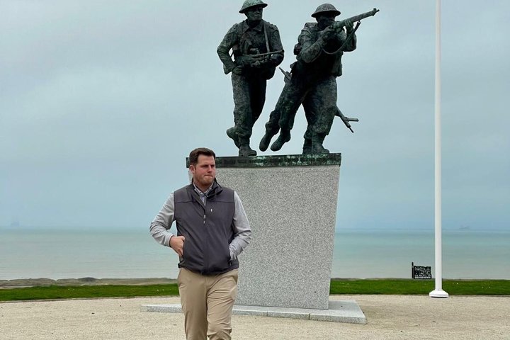 From Caen Bayeux D-Day and Food Tasting Tour by Range Rover