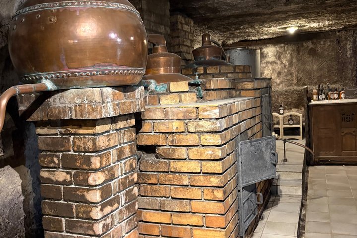 From Caen Bayeux D-Day and Food Tasting Tour by Range Rover