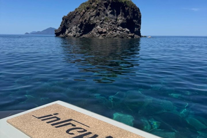 Private Tour of Salina Island